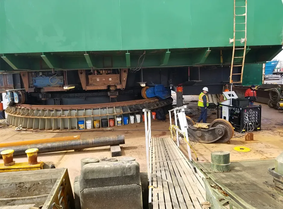 Crane weighing.webp